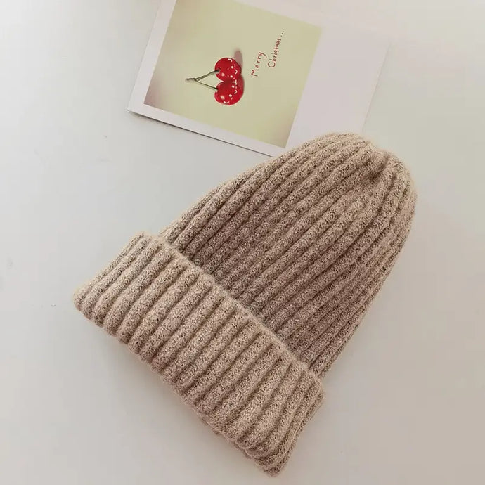 KNITTED WARM BEANIE