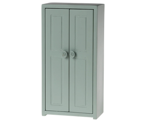 CLOSET - soft blue