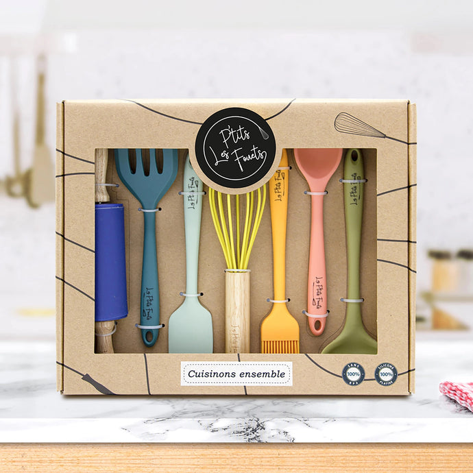 KIDS KITCHEN SET