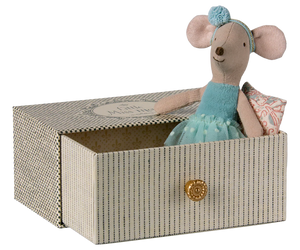 Little Miss Mouse IN DAYBED - LITTLE SISTER