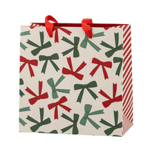 Load image into Gallery viewer, CHRISTMAS PLAID &amp; BOWS GIFT BAG SET