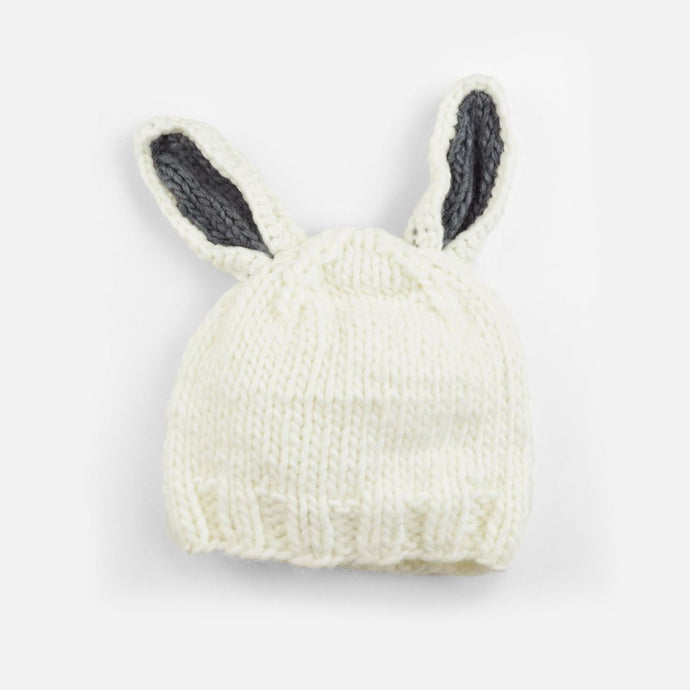 BUNNY HAND KNIT HAT - white + grey