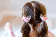 Load image into Gallery viewer, SHAKER HAIR CLIP SET - Pink Heart