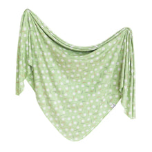 Load image into Gallery viewer, KNIT SWADDLE BLANKET- multiple