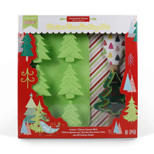 Load image into Gallery viewer, FESTIVE TREE BAKING SET – Cupcake Mold, Spatula &amp; Cutter