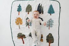 Load image into Gallery viewer, REVERSIBLE QUILT - forest trees