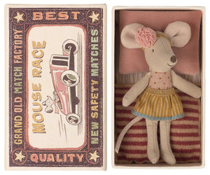 LITTLE SISTER MOUSE IN A MATCHBOX