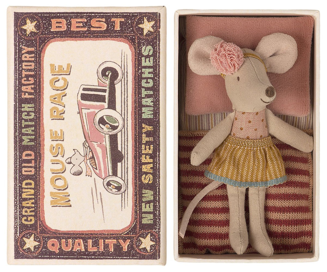 LITTLE SISTER MOUSE IN A MATCHBOX